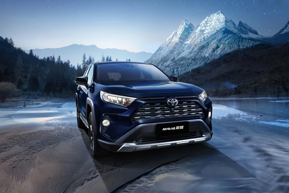 شاحنة RAV4 من طراز تويوتا البنزين 2.0L 2.5L محرك FWD AWD 5 مقعد