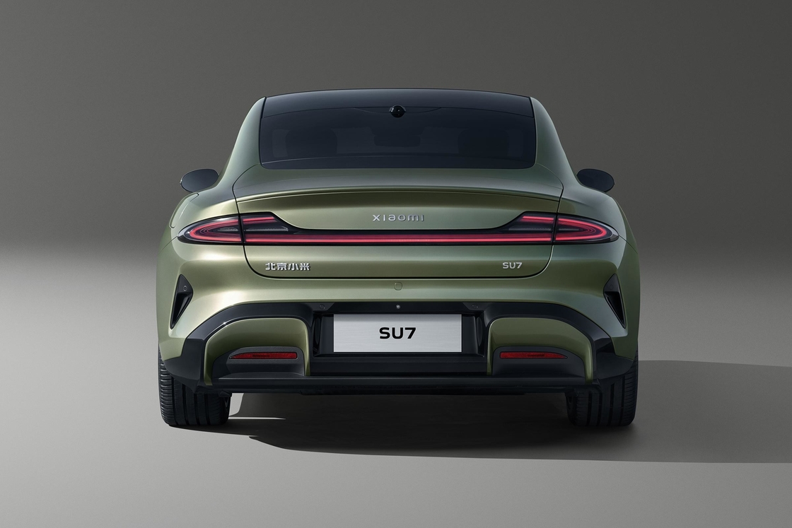 سيارة كهربائية Xiaomi SU7 Sedan AWD EV 800km 101kWh PS 495kw/838nm R19 محرك رباعي Max LHD سيارة كهربائية متطورة