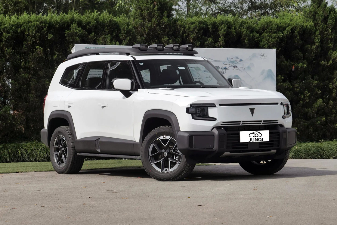 شنجان شينلان جي 318 SUV الكهربائية الهجينة 4WD Off Road EV Car مركبة طاقة جديدة