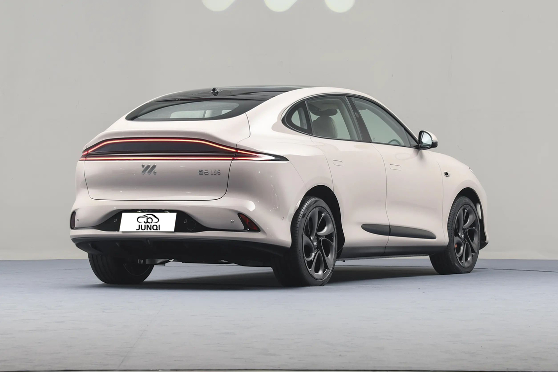 زجي LS6 IM سيارة كهربائية 4 أبواب 5 مقاعد SUV 760 كم طيلة النطاق سيارة كهربائية طاقة جديدة
