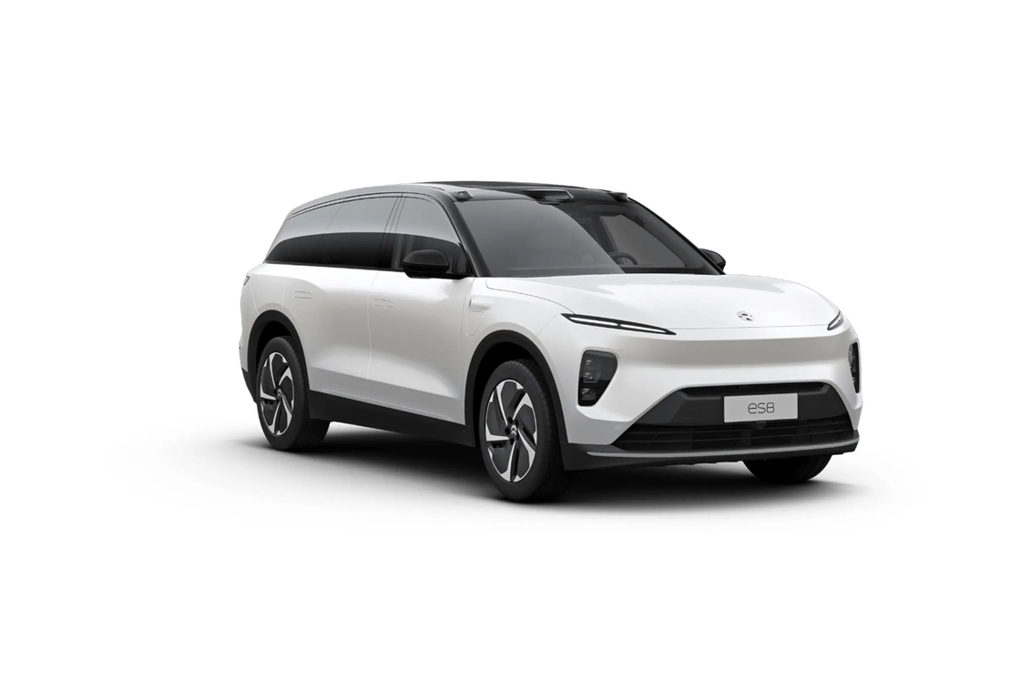 اكتشاف مستقبل التنقل مع NIO ES8 SUV الكهربائية الفاخرة والاستدامة مجتمعة