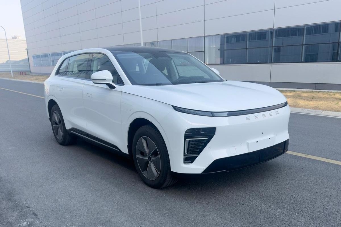 200 كم/ساعة سيارة تشيري الكهربائية SUV EXEED ET 290 Nm عزم الدوران مع باب معلق جانبي