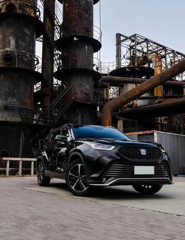 سيارة تويوتا كهربائية قوية ودائمة نوع الطاقة الهجينة تويوتا تاج أرض الإفراج