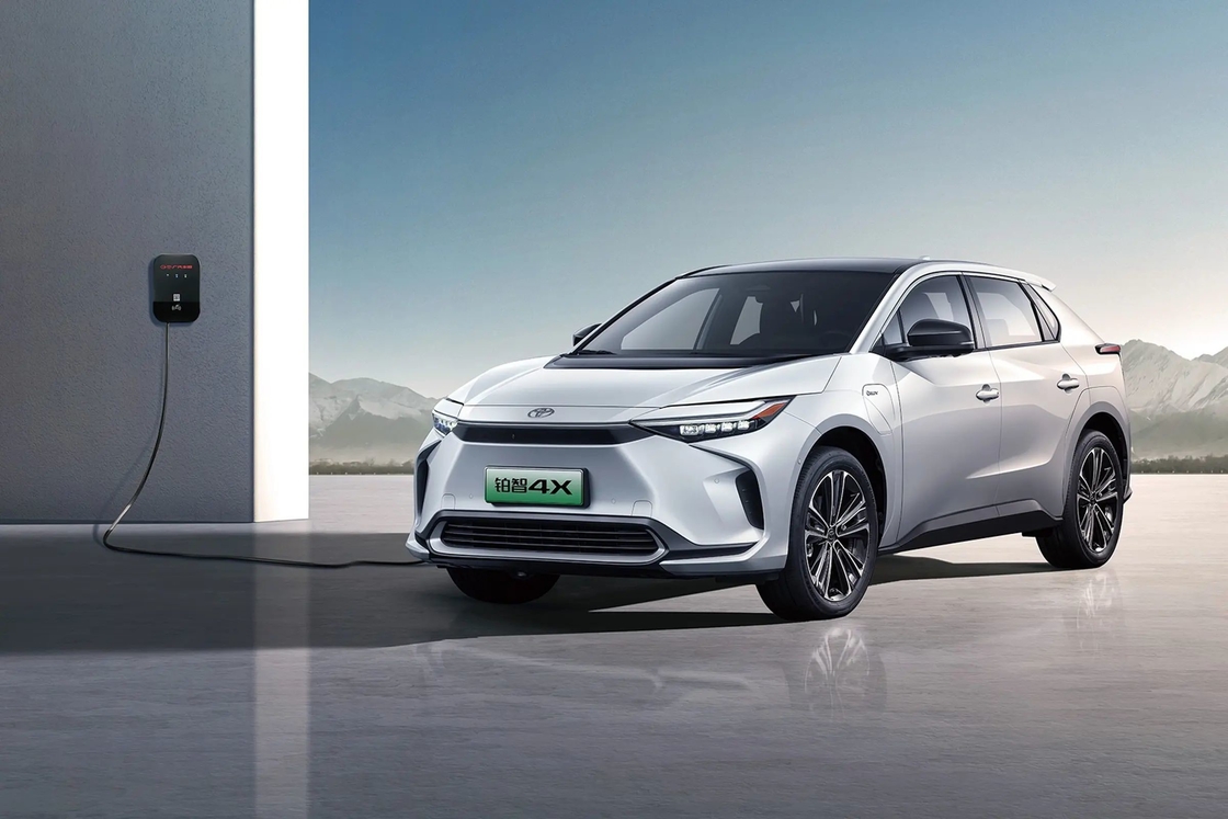 الكهرباء تويوتا الكهرباء السيارة الكهربائية النقية متوسط الحجم تويوتا Bz4x SUV الكهربائية