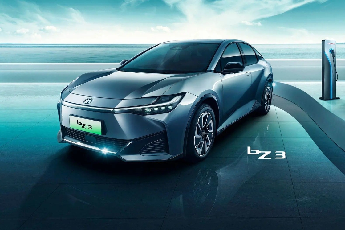 سيارة تويوتا الكهربائية ذات الحجم المتوسط 517 كيلومتر Elite PRO Toyota Bz3 EV الكهربائية النقية