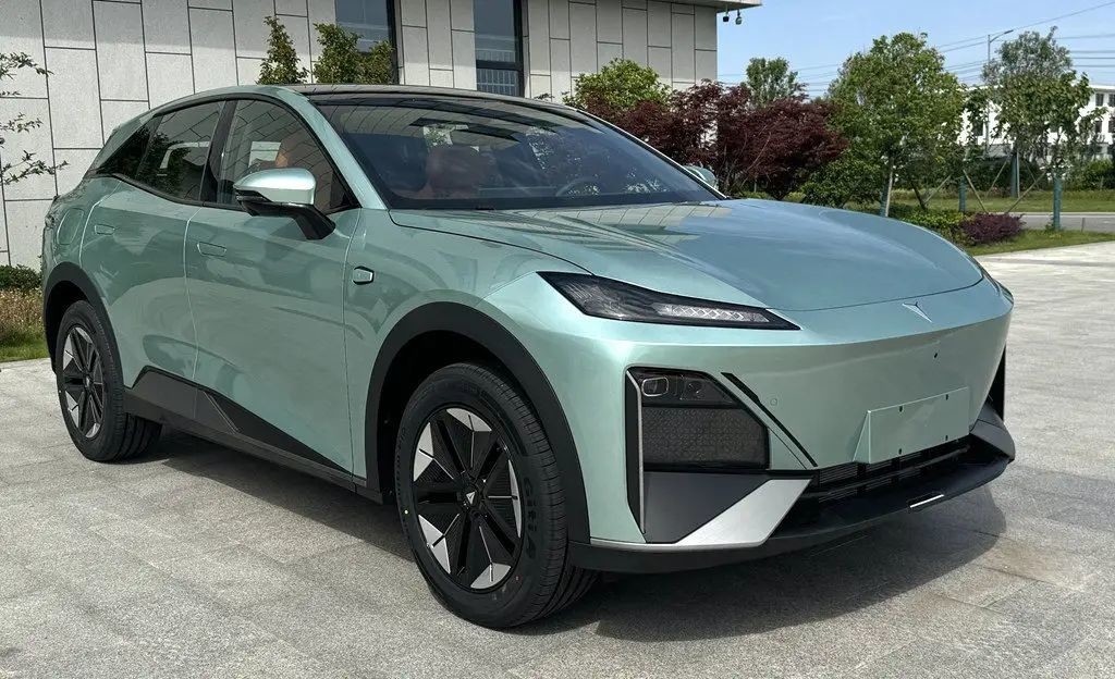 السيارة الكهربائية عالية الأداء FWD تشانغان Deep Bule 07 SUV متوسطة الحجم