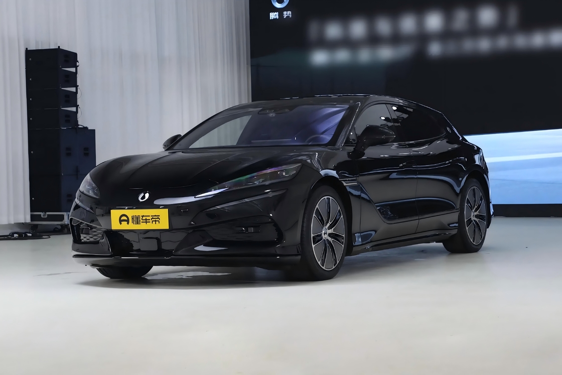 2024 DENZA Z 9 GT فاخرة ذكية قابلة للشحن الهجينة 5 أبواب 5 مقاعد