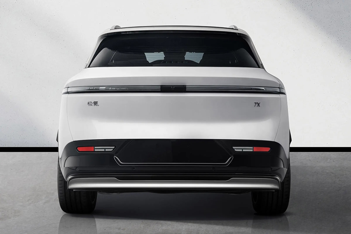 2025 ZEEKR 7X نموذج جديد كهربائي نقي 2WD / 4WD SUV طويل المدى السرعة العالية 210km / h مركبة طاقة جديدة