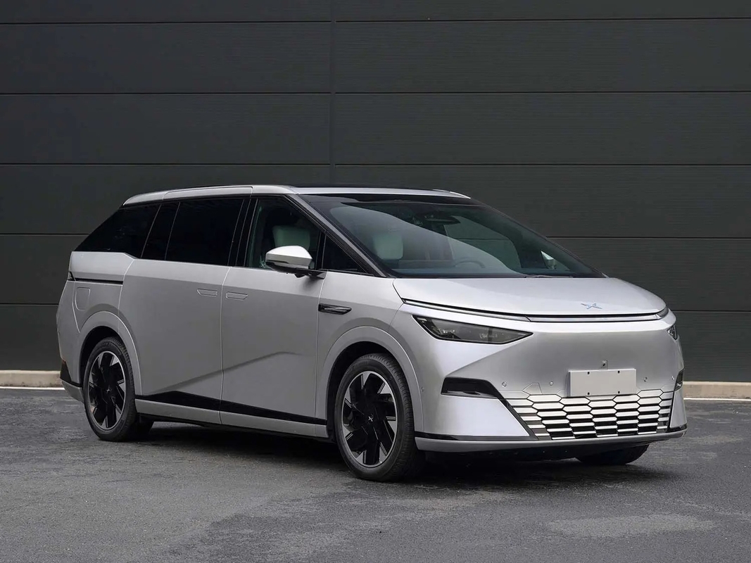 شياو بينغ X9 EV سيارة كهربائية نقية سيارة كهربائية متعددة الأقسام سيارة مستعملة جديدة سيارات مستعملة