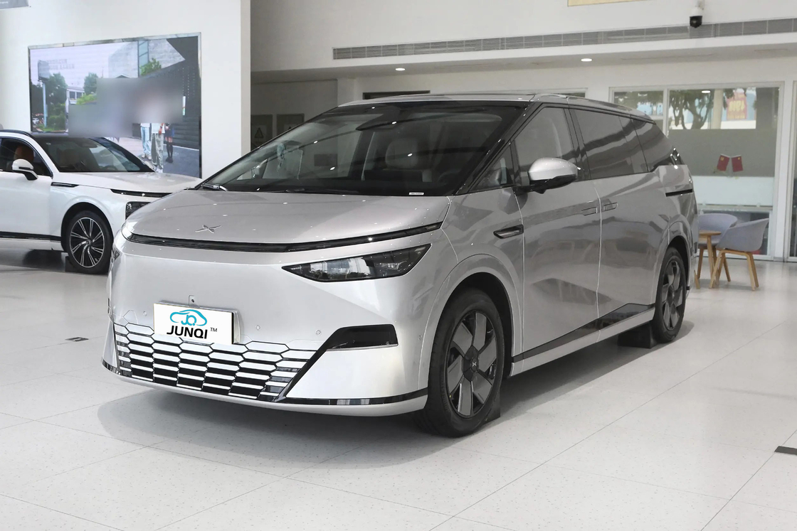 شياوبينغ X9 2024 702 سيارة مستعملة ذات عمر طويل مع سرعة قصوى 170 كم / ساعة