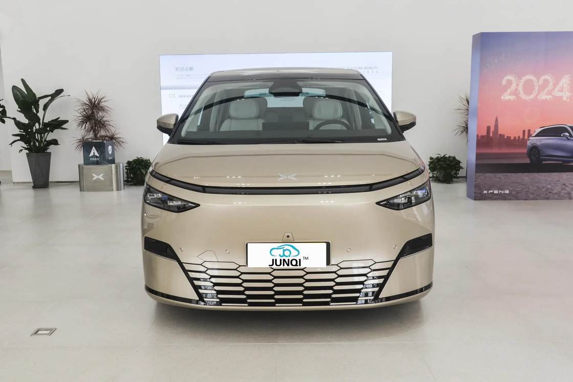 2024 Xpeng X9 702 Ultra Long Range Pro / Max Edition EV 7 مقاعد MPV مع 320 حصان سيارة جديدة FWD Euro VI Xpeng X9 من الصين