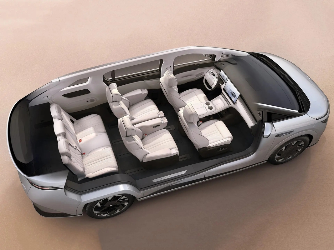 2024 Xpeng X9 702 Ultra Long Range Pro / Max Edition EV 7 مقاعد MPV مع 320 حصان سيارة جديدة FWD Euro VI Xpeng X9 من الصين