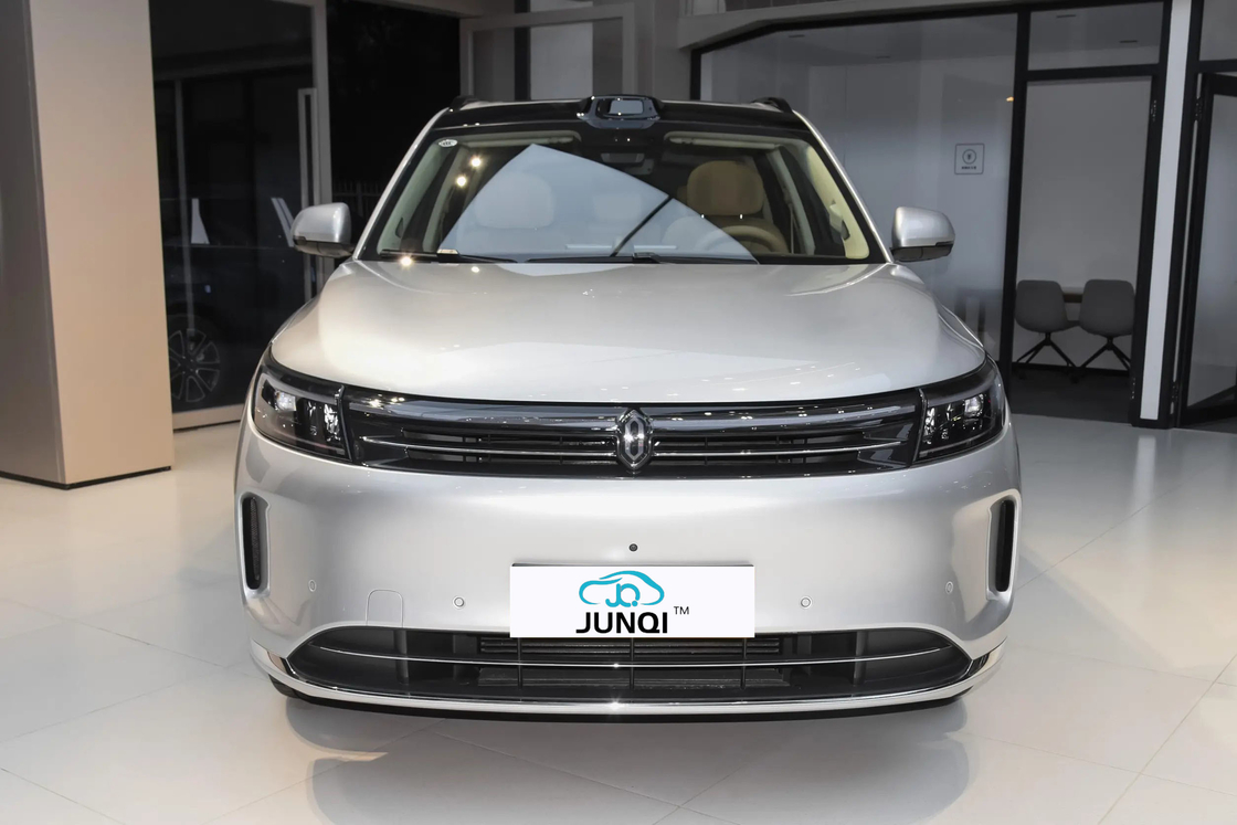 2024 Aito M9 مركبات قابلة للتوصيل ذات النطاق الموسع الصين سيارة الطاقة الجديدة الكبيرة نطاق 1362 كم هواوي SUV القيادة الذكية المتقدمة