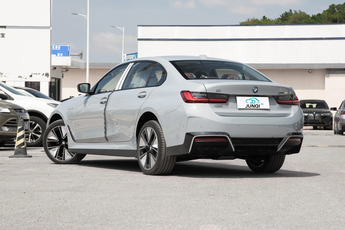 BMWi3 سيارة كهربائية 2024 سيارات طاقة جديدة نقية ذات 5 مقاعد سيارات سيدان مع بطارية EV طويلة المدى سيارة E مركبة