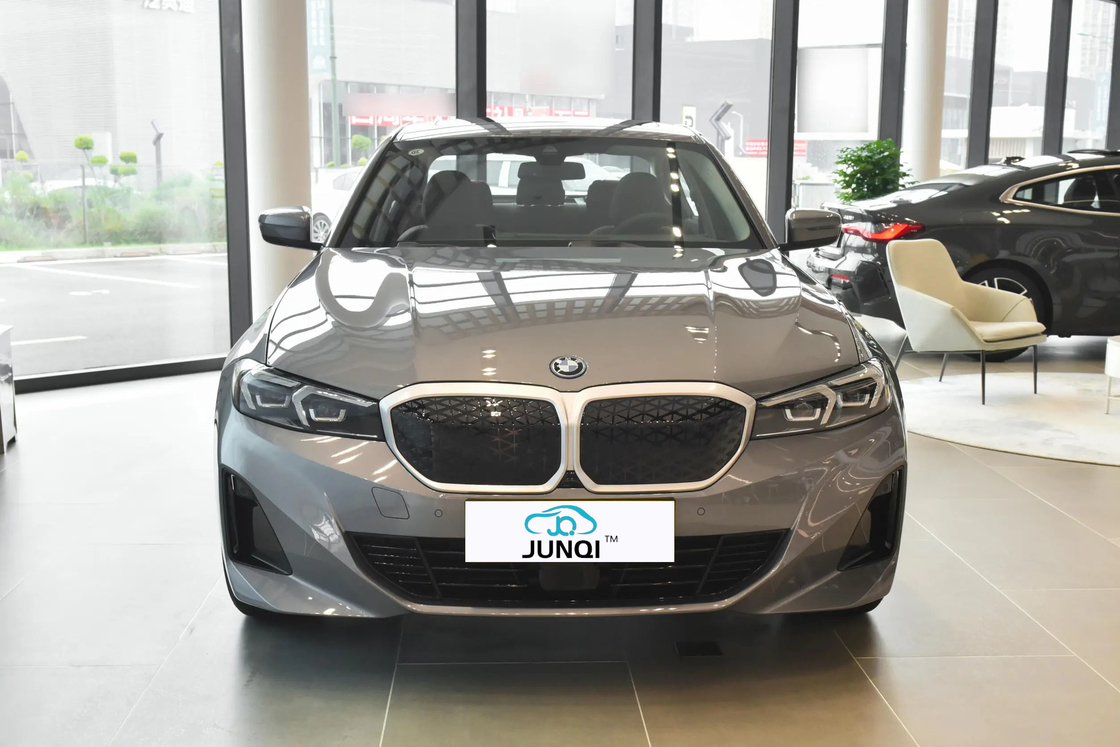 تخفيضات كبيرة في السعر بـ BMW i3 الكهربائية السيدان عالية الجودة شحن سريع 0.5 ساعة 286 حصان من السيارات المستعملة بالجملة