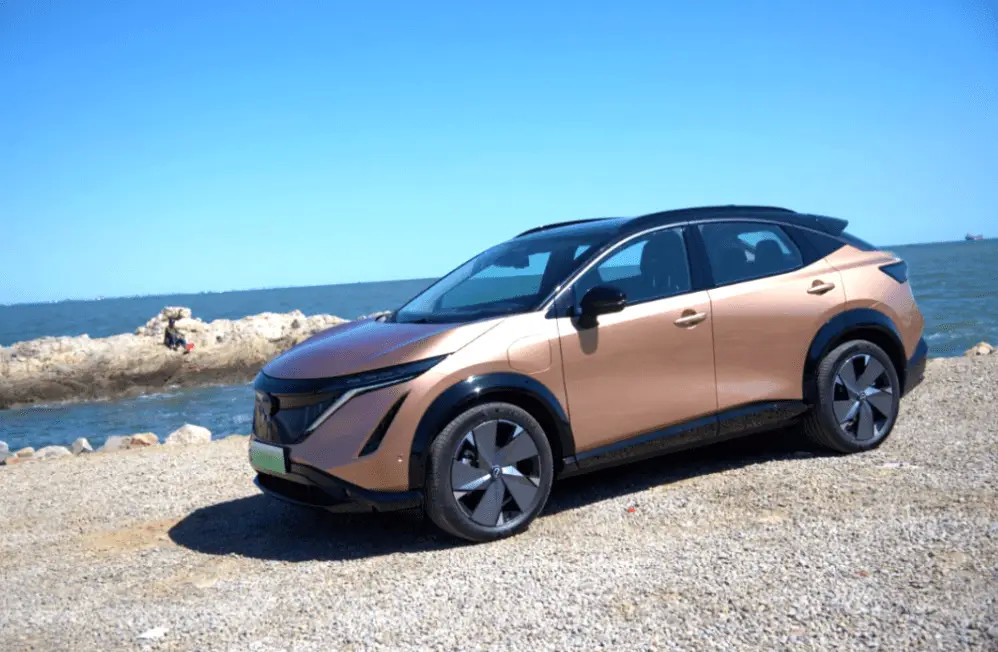 النسخة الإنجليزية DC Fast Charge High Speed Motor أريا الذكية الفاخرة SUV سيارة كهربائية نقية