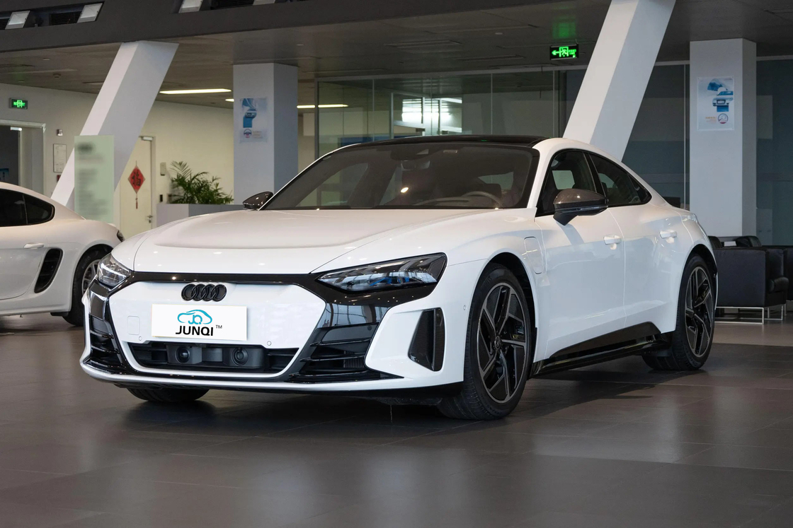 2024 أودي Q4 إترون Q5 إترون RS إترون إترون GT مركبة كهربائية 4 عجلات SUV EV سيارة للبالغين سيارة مستعملة جديدة عالية السرعة طاقة جديدة سيارة كهربائية سيارة كهربائية