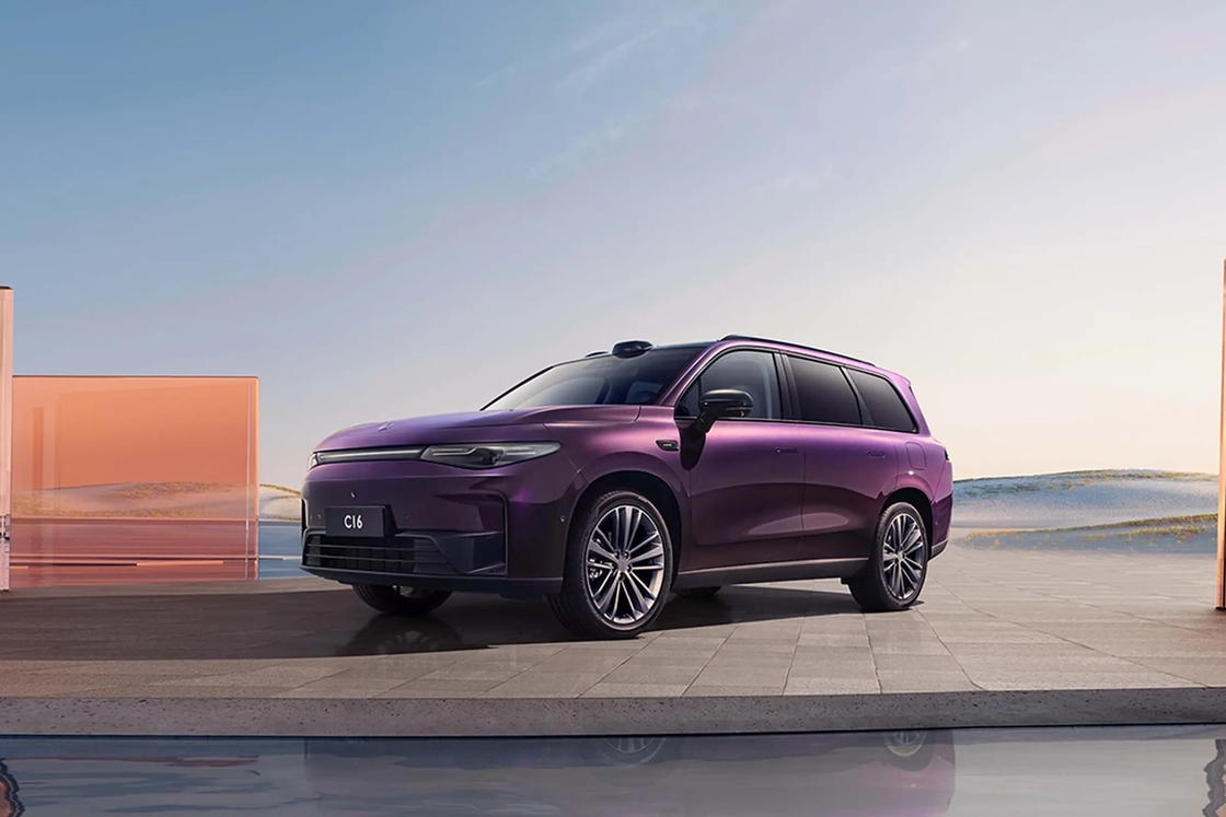 2024 سيارة جديدة Leapmotor C16 الهجينة السيارة الكهربائية النقية EV SUV الممتدة 220 560 الطاقة السيارة C16